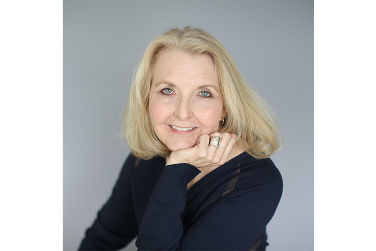 Caroline Anzur